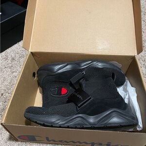 Champion shoes size 7